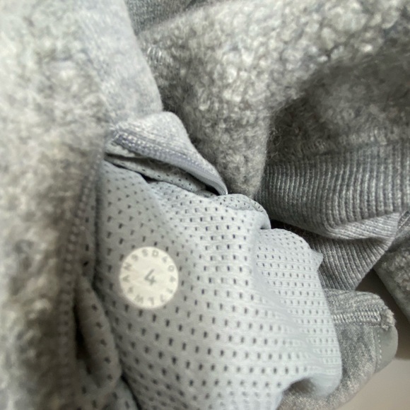 Lululemon Alpaca Wool blend knit bomber gray jacket size 4. - Picture 4 of 5